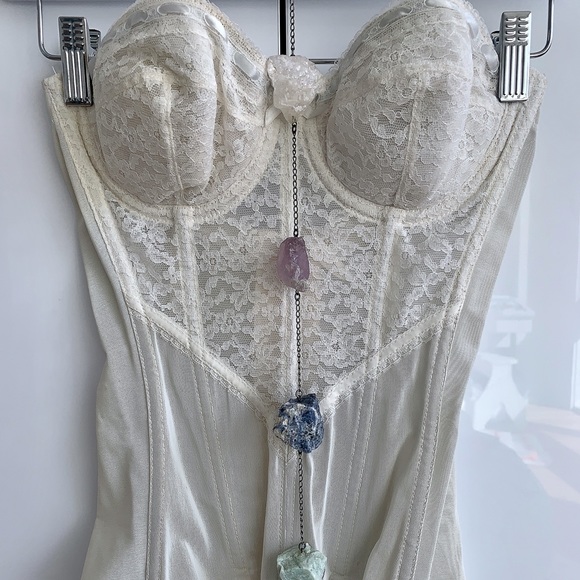 LADY SUZANNE Vintage New Old Stock Guêpière Merry Widow Bustier B32 White - Picture 11 of 17
